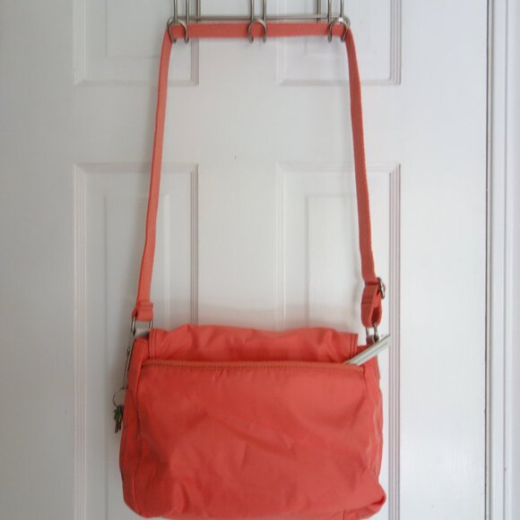 FOSSIL Summer Vacation Orange Shoulder Bag w/ charms - Picture 3 of 9